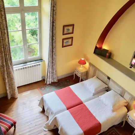 Holiday home La Rougeanne